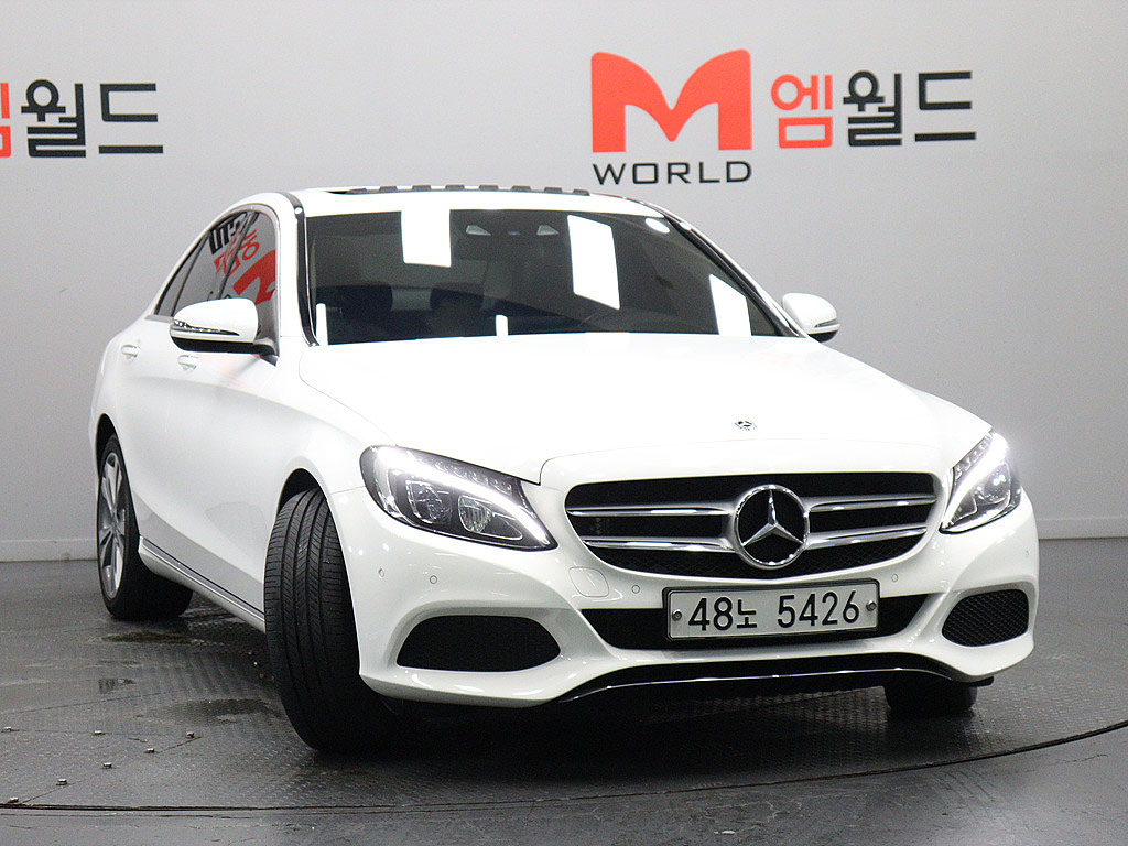 Mercedes-Benz C-Class 2018 — inspection photo 1