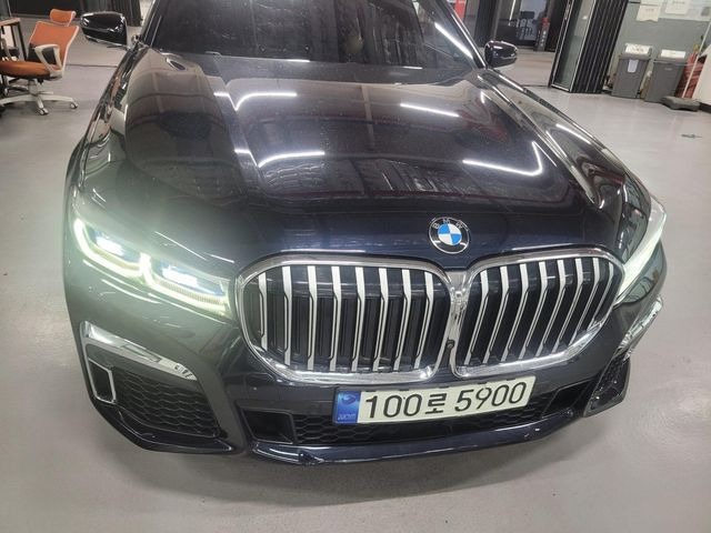 BMW 7-Series 2021 — inspection photo 1