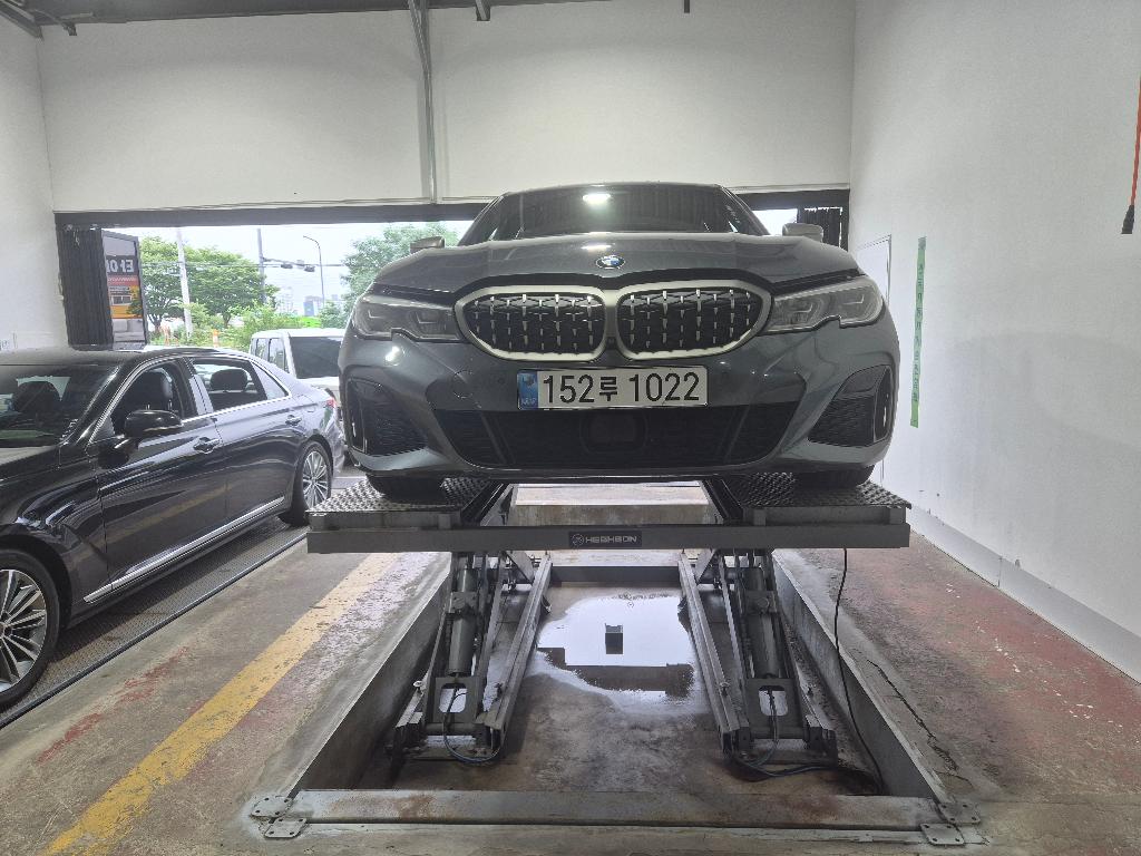 BMW 3-Series 2021 — inspection photo 1