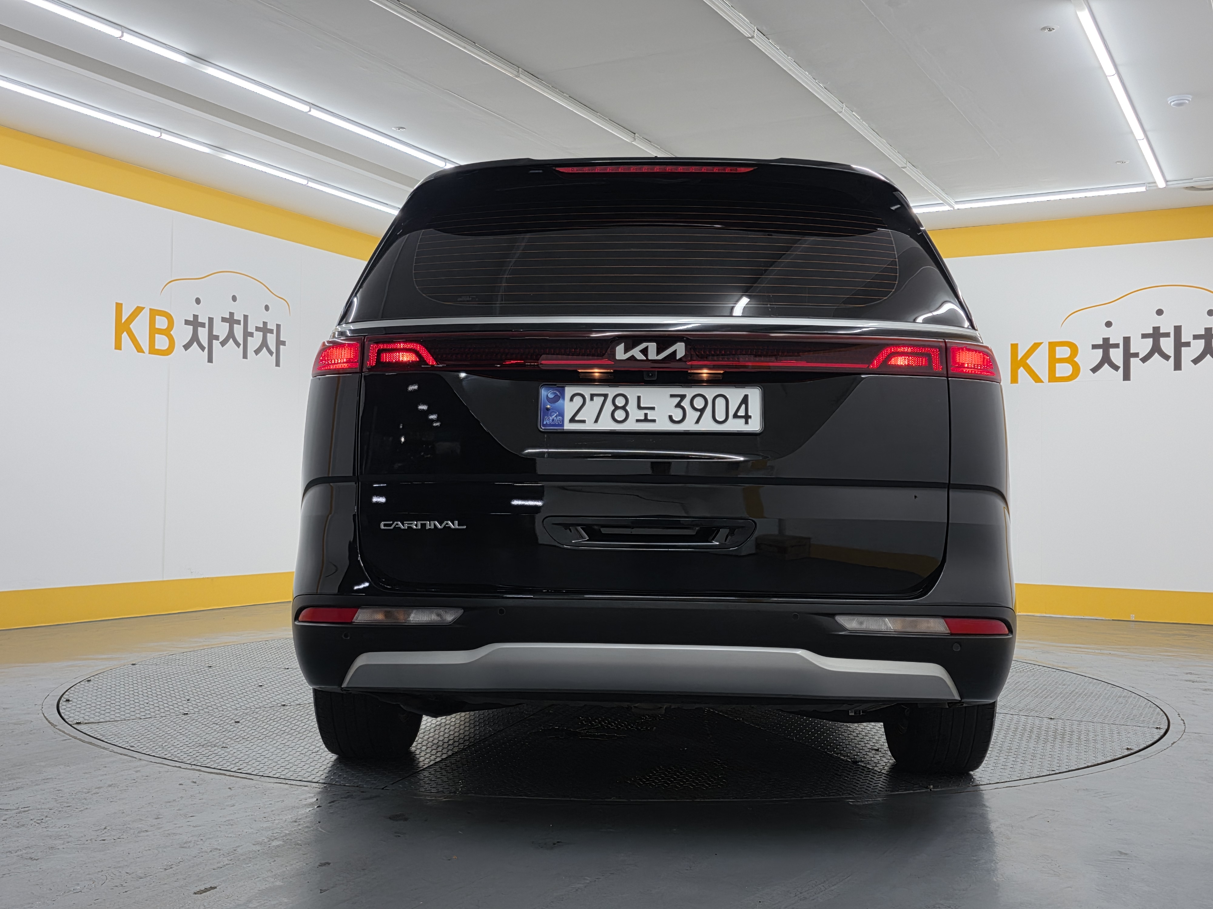 Kia Canival 2023 — inspection photo 2
