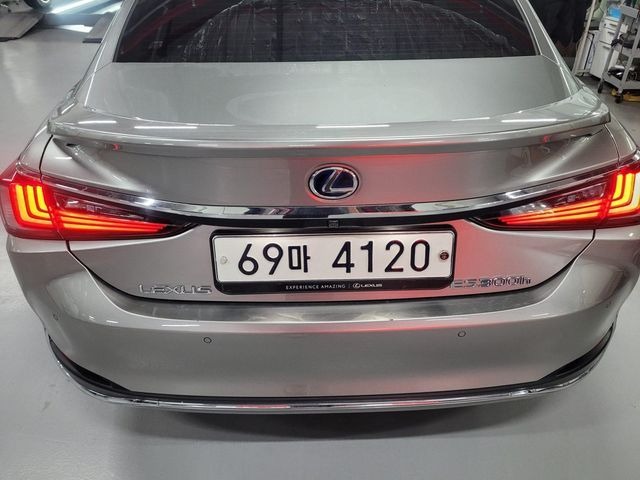 Lexus ES 2019 — inspection photo 2