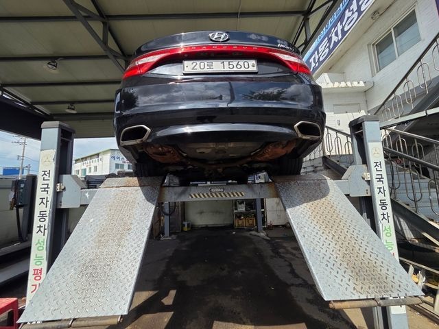 Hyundai Grandeur 2015 — inspection photo 2