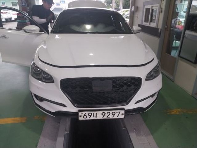 Hyundai Grandeur 2018 — inspection photo 1