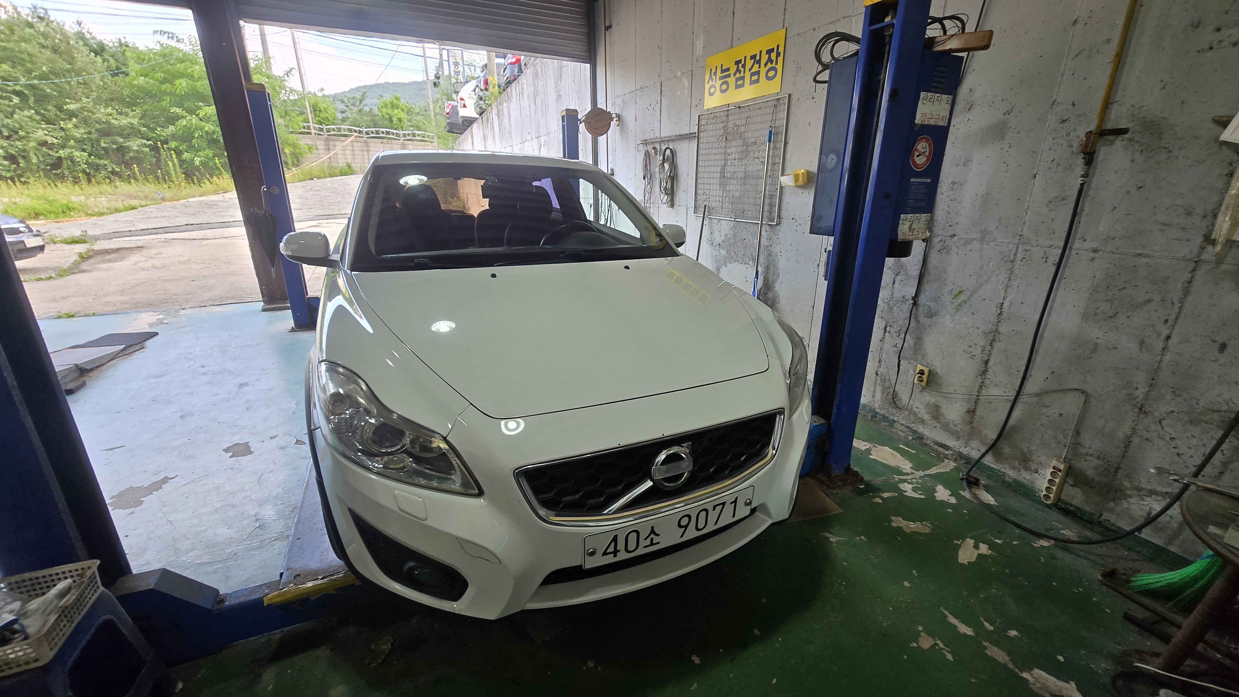 Volvo C30 2012 — inspection photo 1