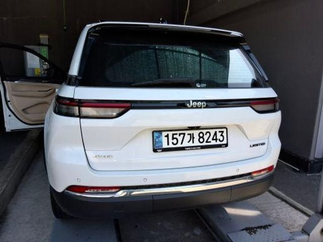 Jeep Cherokee 2023 — inspection photo 2