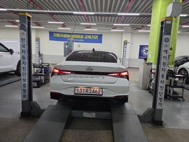 Hyundai AVANTE 2023 — inspection photo 2