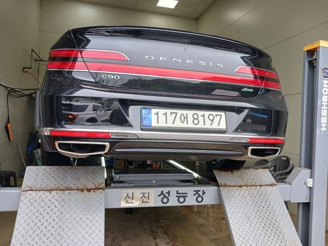 Genesis G90 2021 — inspection photo 2
