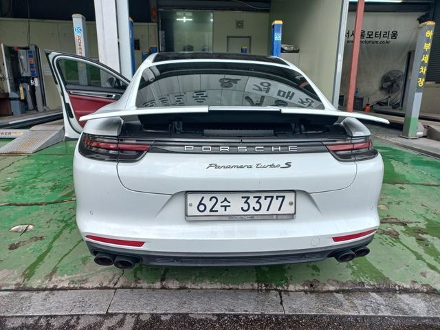 Porsche Panamera 2018 — inspection photo 2