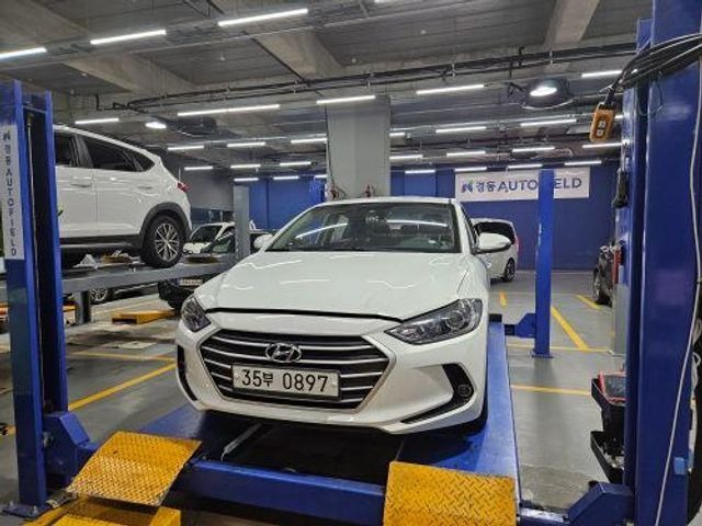 Hyundai AVANTE 2017 — inspection photo 1