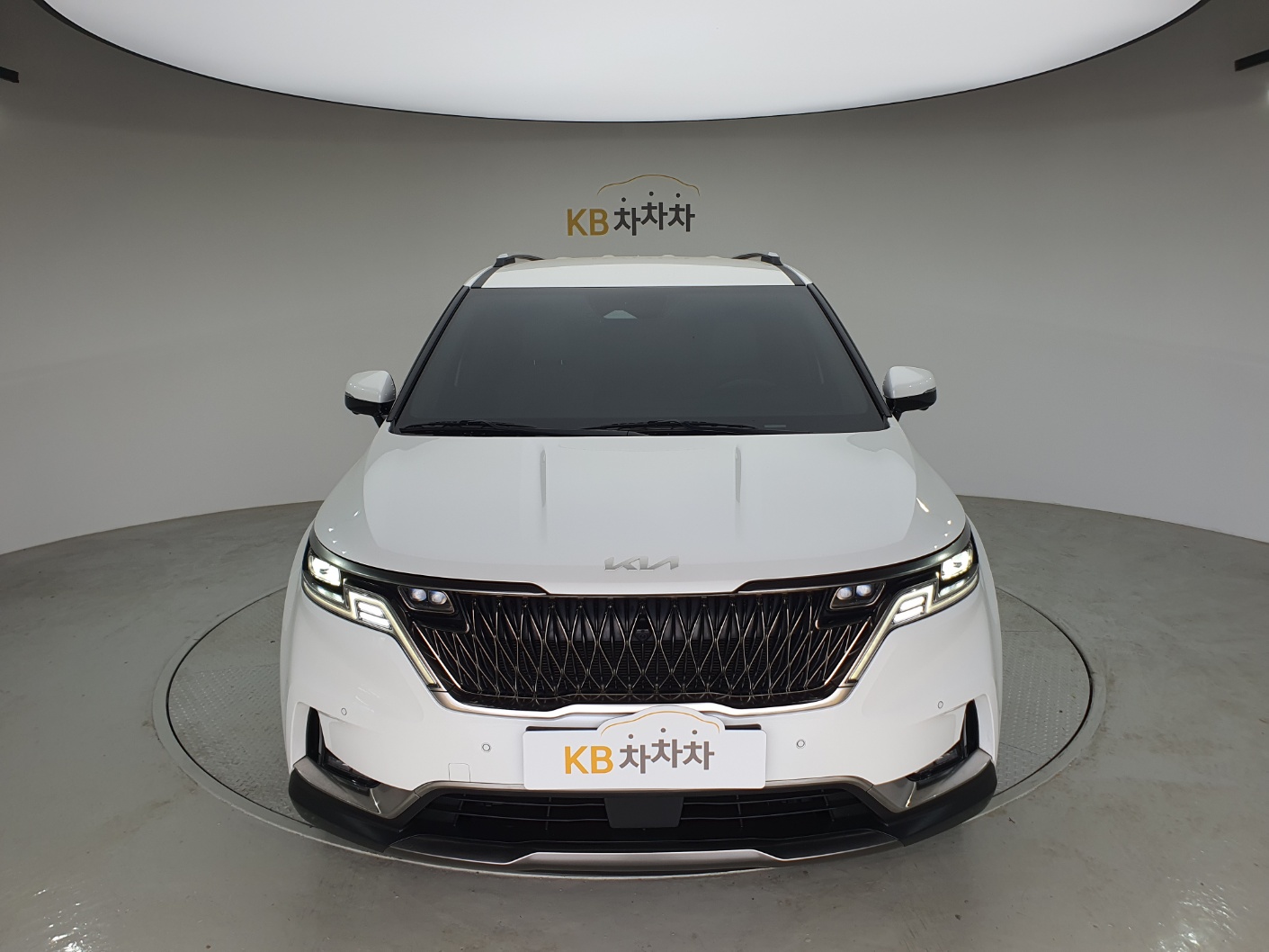 Kia Canival 2023 — inspection photo 1