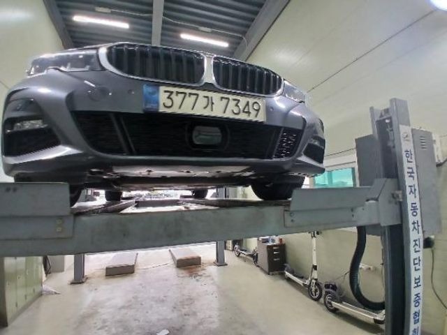 BMW 3-Series 2022 — inspection photo 1