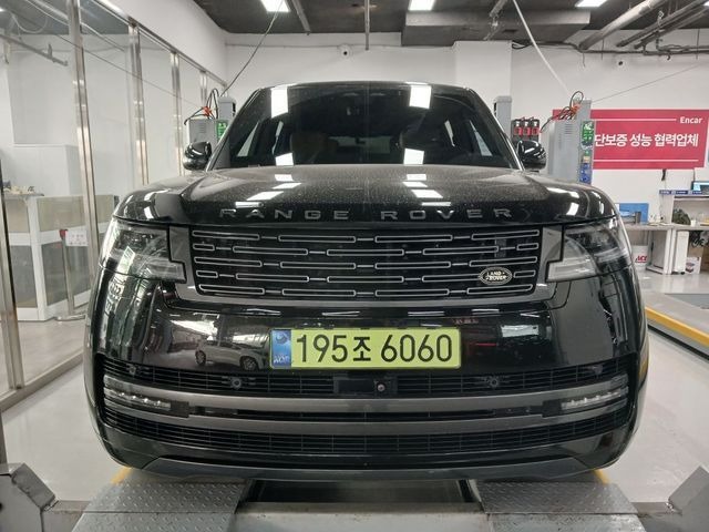 Land Rover Range Rover 2024 — inspection photo 1
