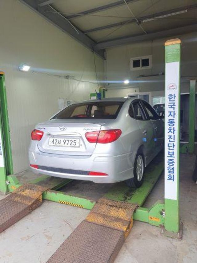 Hyundai AVANTE 2010 — inspection photo 2