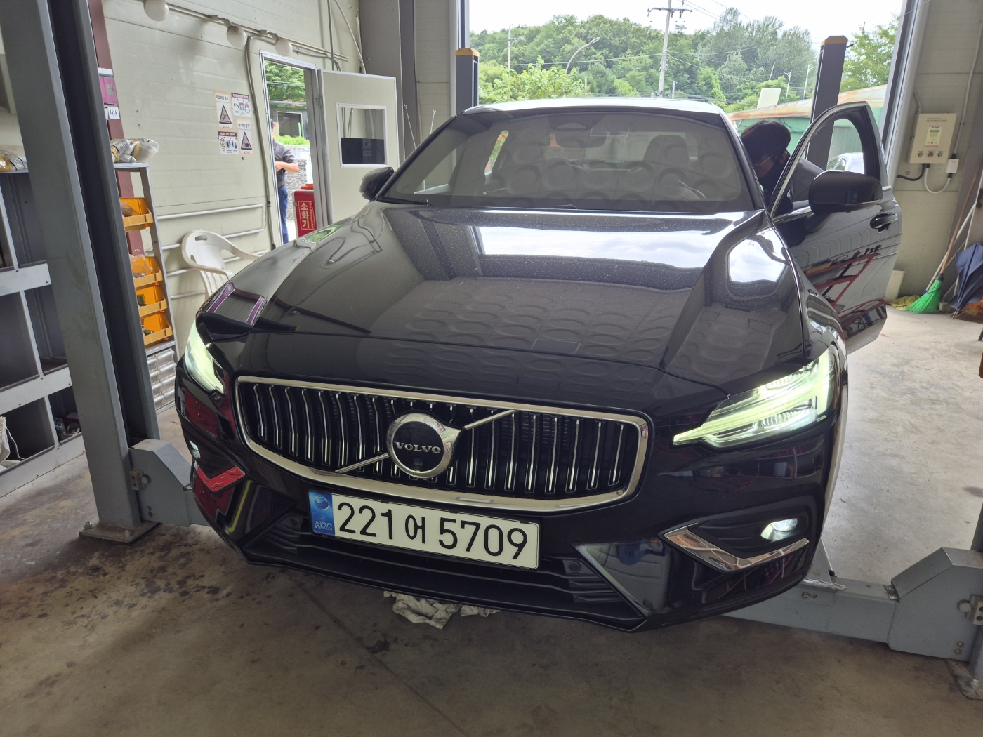 Volvo S60 2023 — inspection photo 1