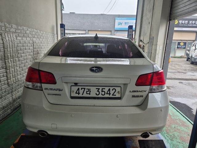 Subaru Legacy 2011 — inspection photo 2