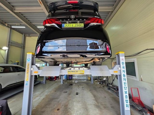 Toyota Alphard 2024 — inspection photo 2