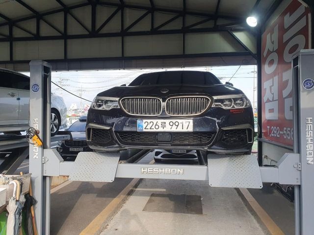 BMW 5-Series 2018 — inspection photo 1