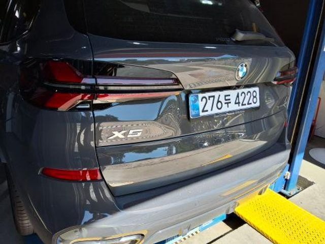 BMW X5 2026 — inspection photo 2