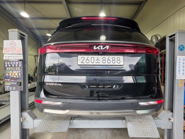 Kia Canival 2023 — inspection photo 2