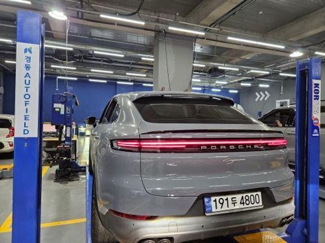 Porsche Cayenne 2024 — inspection photo 2