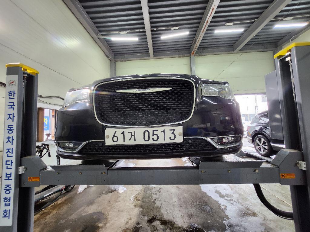 Chrysler 300C 2015 — inspection photo 1