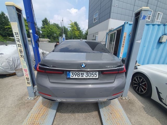 BMW 7-Series 2021 — inspection photo 2