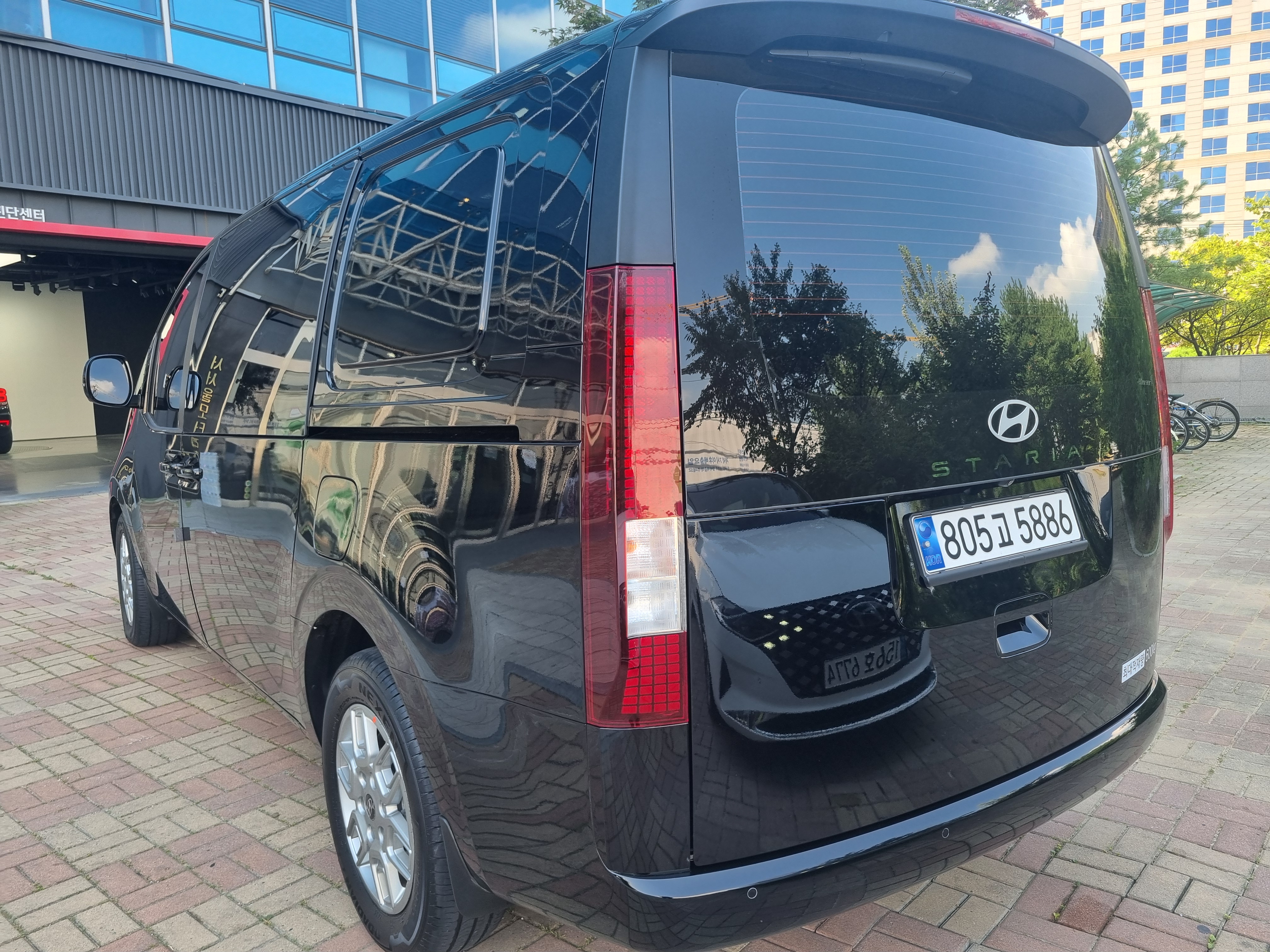 Hyundai Staria 2025 — inspection photo 2