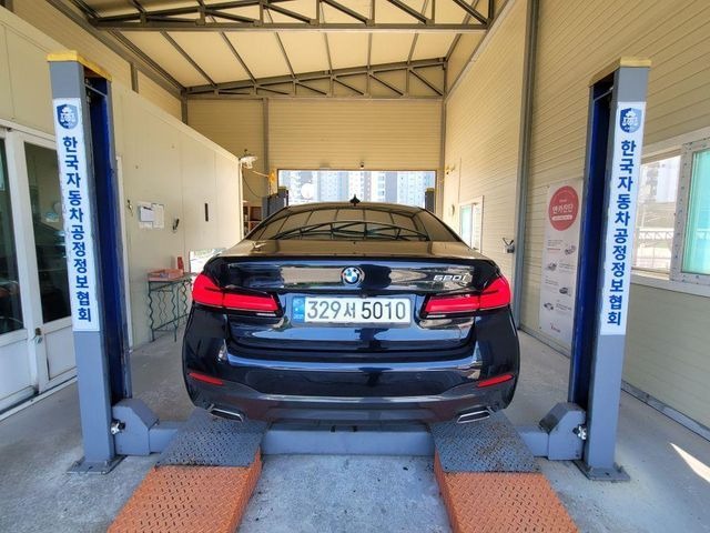 BMW 5-Series 2022 — inspection photo 2