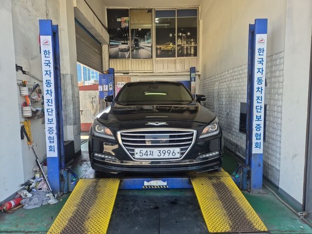 Hyundai Genesis 2014 — inspection photo 1