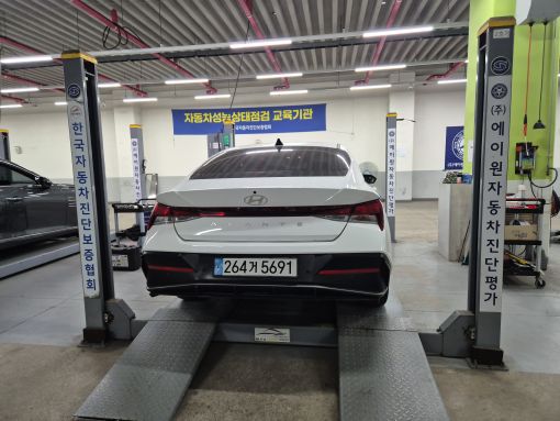 Hyundai AVANTE 2024 — inspection photo 2