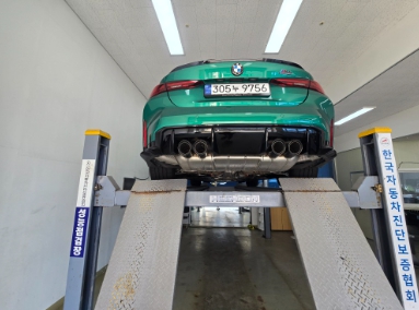 BMW M4 2026 — inspection photo 2