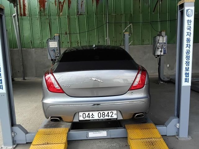 Jaguar XJ 2014 — inspection photo 2