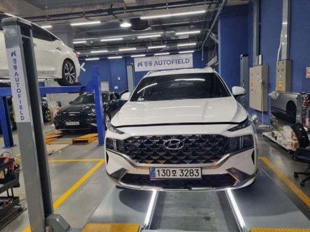 Hyundai Santafe 2023 — inspection photo 1