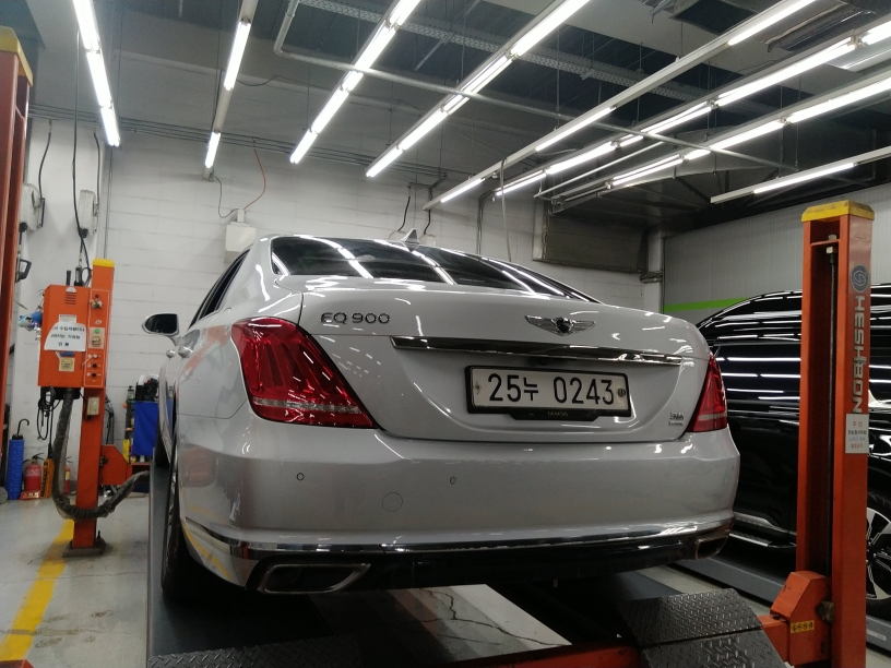 Genesis EQ900 2016 — inspection photo 2