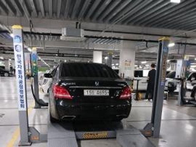 Hyundai Equus 2013 — inspection photo 2