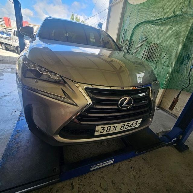 Lexus NX 2017 — inspection photo 1