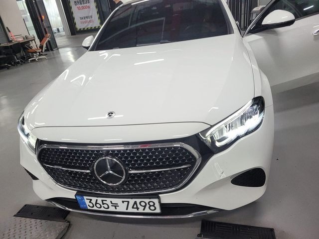 Mercedes-Benz E-Class 2025 — inspection photo 1