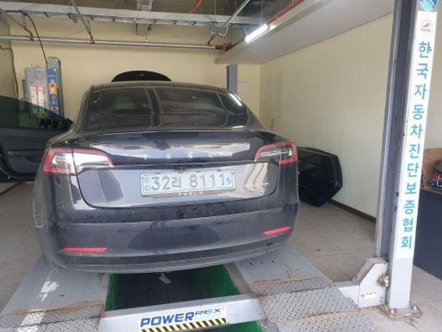 Tesla Model 3 2021 — inspection photo 2