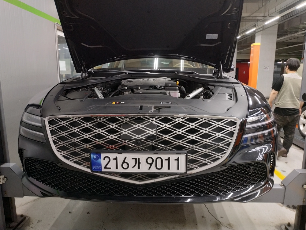 Genesis G80 2025 — inspection photo 1