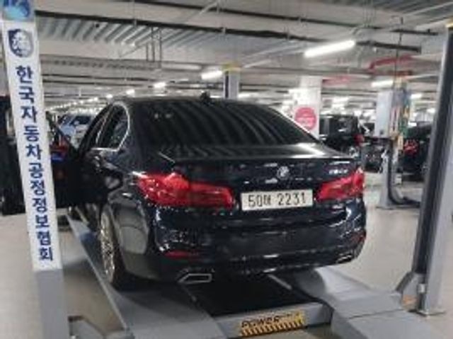 BMW 5-Series 2018 — inspection photo 2