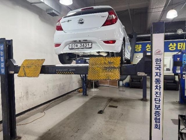 Hyundai Accent 2017 — inspection photo 2