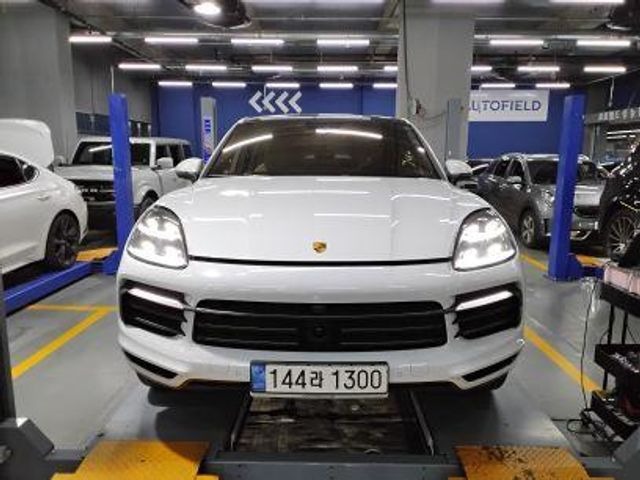 Porsche Cayenne 2023 — inspection photo 1