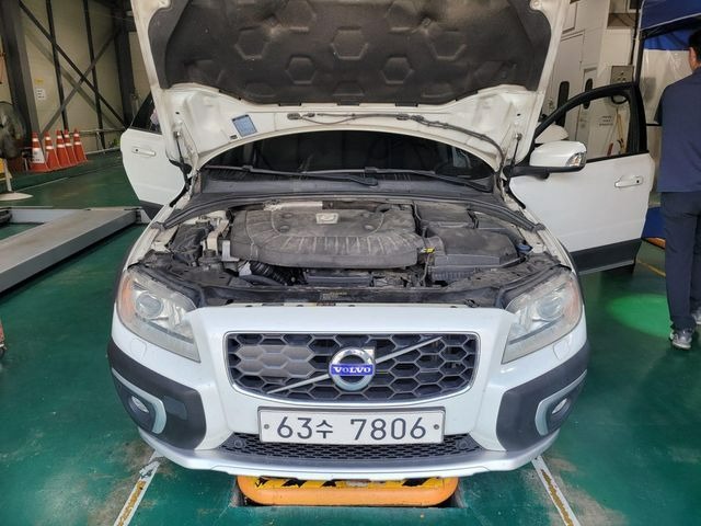Volvo XC70 2015 — inspection photo 1