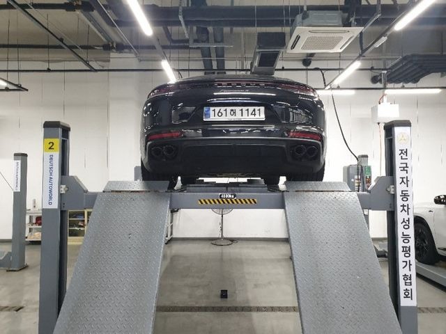 Porsche Panamera 2023 — inspection photo 2