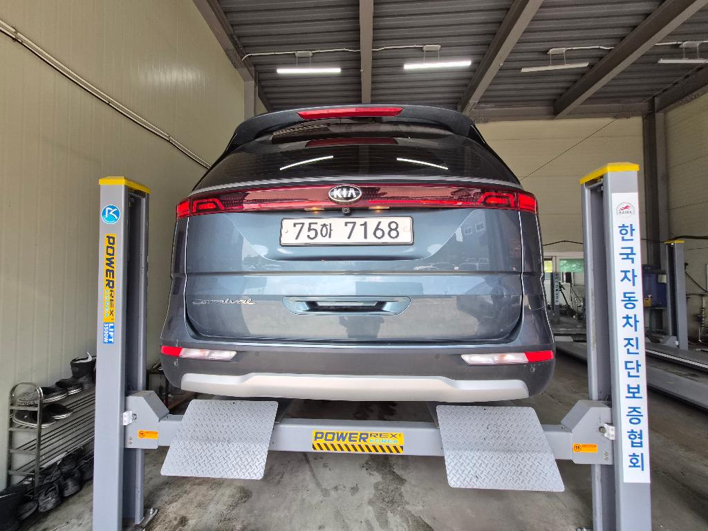 Kia Canival 2021 — inspection photo 2