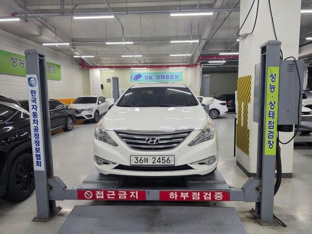 Hyundai Sonata 2013 — inspection photo 1