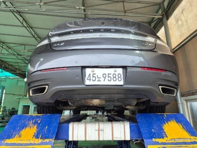 Lincoln MKZ 2016 — inspection photo 2