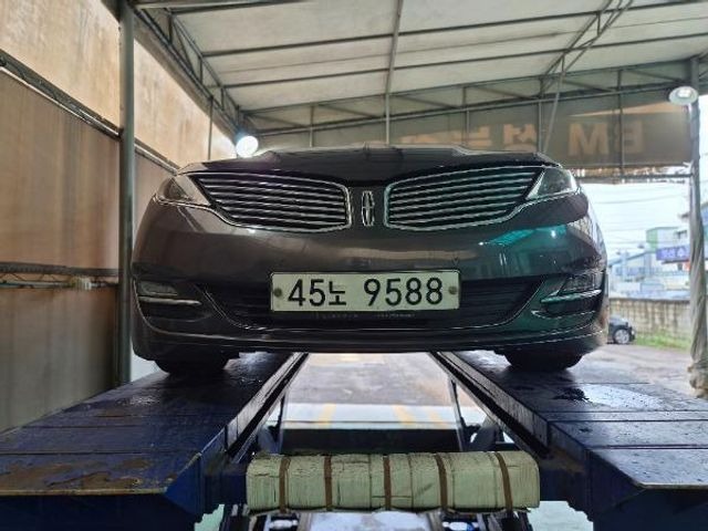 Lincoln MKZ 2016 — inspection photo 1