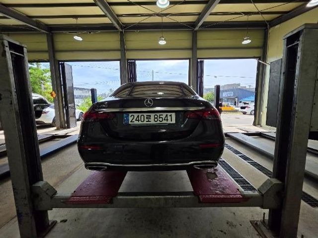 Mercedes-Benz E-Class 2023 — inspection photo 2