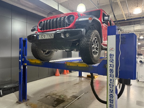 Jeep Wrangler 2024 — inspection photo 1